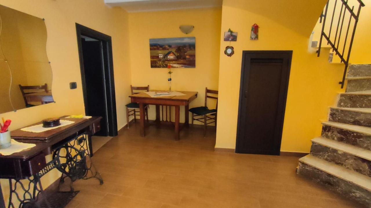 Casa Soprano Da Anita Vila Messina Exterior foto